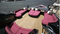 Palmer Johnson Sundeck